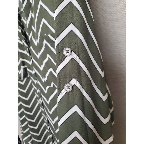 Express Green Chevron Roll-Tab Sleeve Button-Up Shirt Size XL - Picture 3 of 6